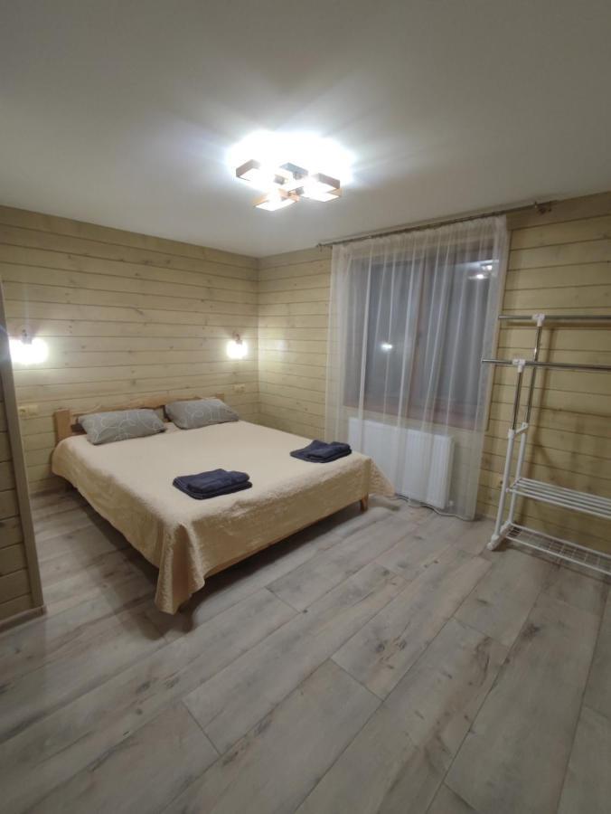 У Мирослави Pilipets Buitenkant foto