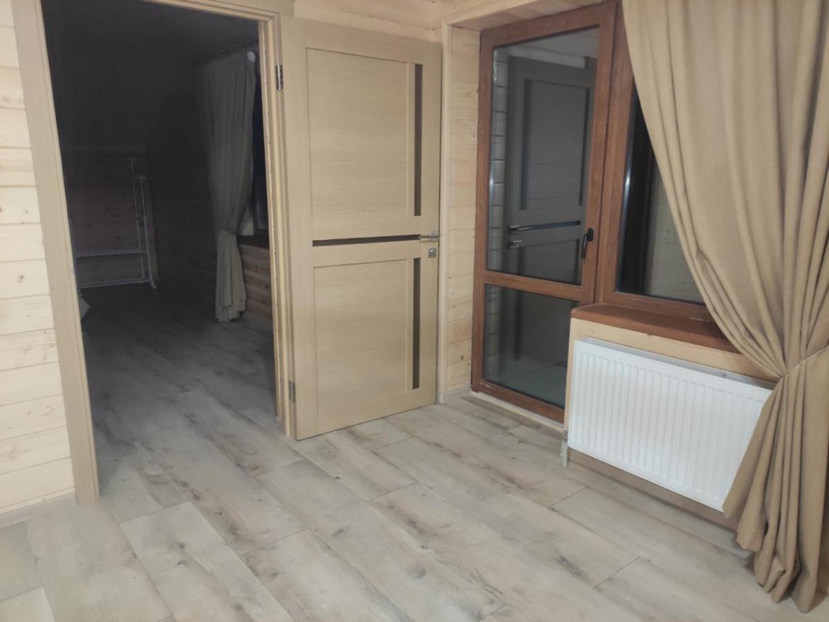 У Мирослави Pilipets Buitenkant foto